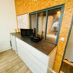 Duplex Industriel - Centre Parking Prive Wifi Апартаменти