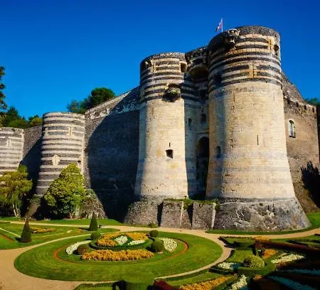 Duplex Industriel - Centre Parking Prive Wifi アパート