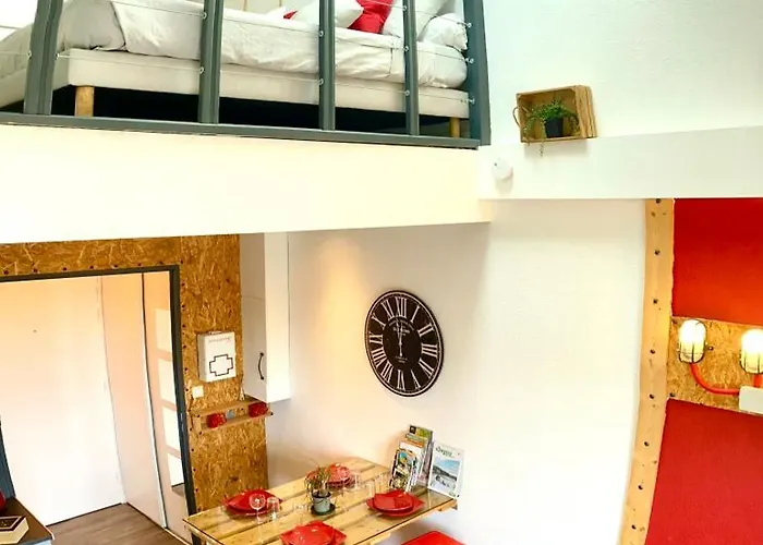 Apartament Duplex Industriel - Centre Parking Prive Wifi *